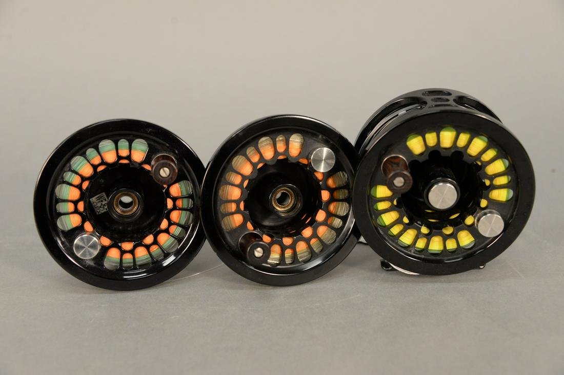 Abel Super 10 Fly Reel, large arbor with two extra (1 of 3)