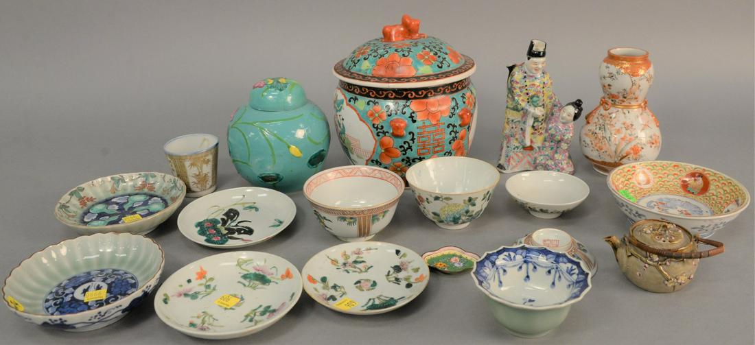 Two tray lots with Chinese porcelain to include ginger (1 of 5)