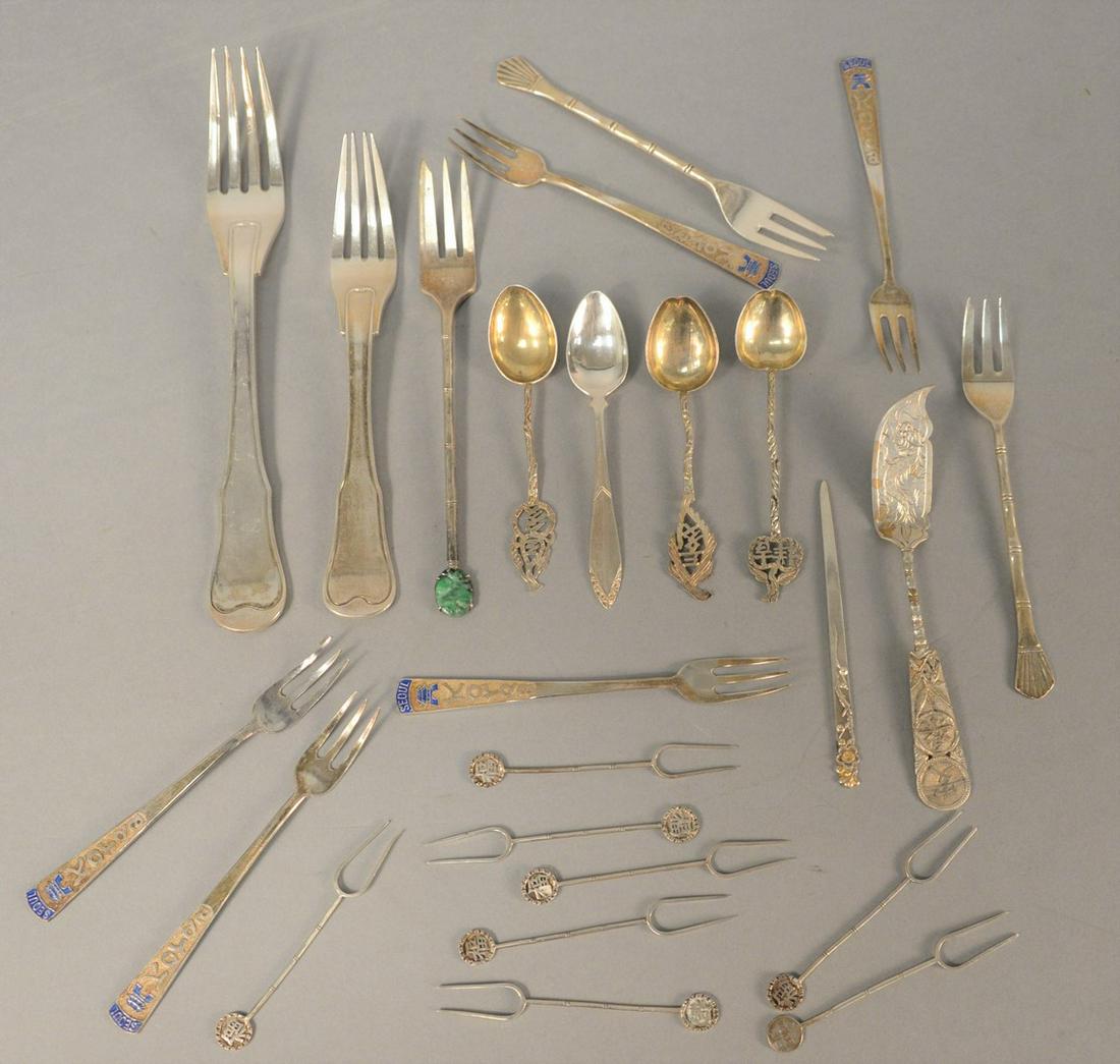 Tray lot to include Chinese, Japanese and Korean: Tray lot to include Chinese, Japanese and Korean various spoons and forks, 11.2 t.oz. .