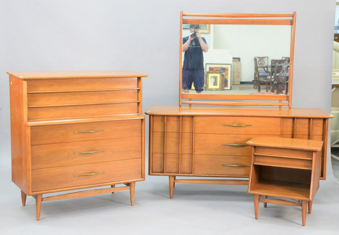 Four-piece Mid-Century bedroom set to include long (1 of 5)
