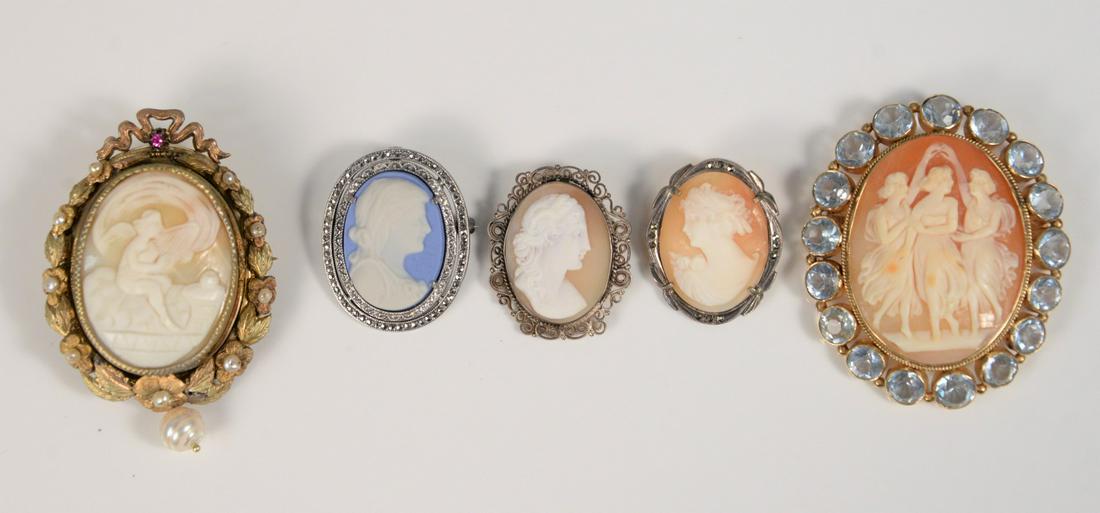 Five cameo brooches to include one salt glazed and four (1 of 6)