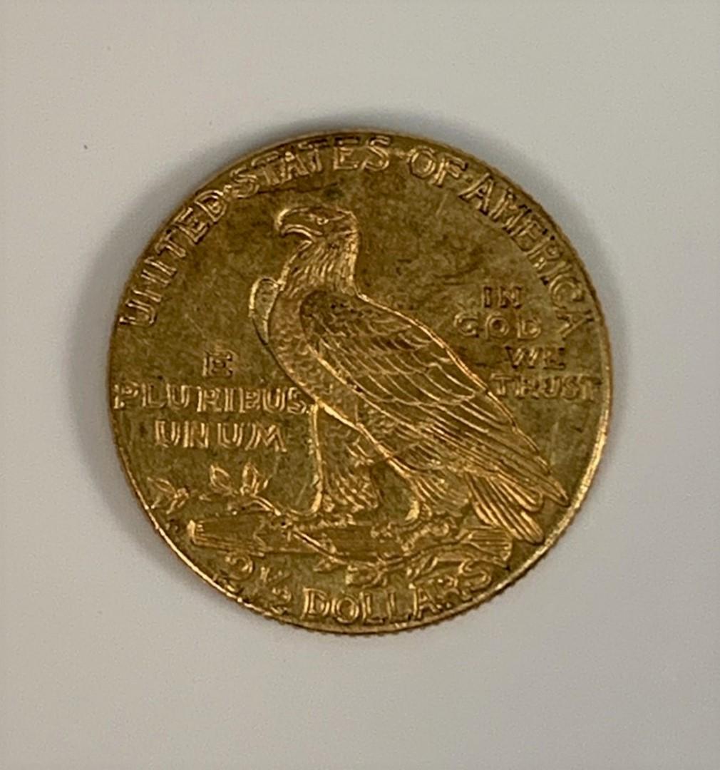 1925 Indian 2 1/2 dollar gold coin . (1 of 2)