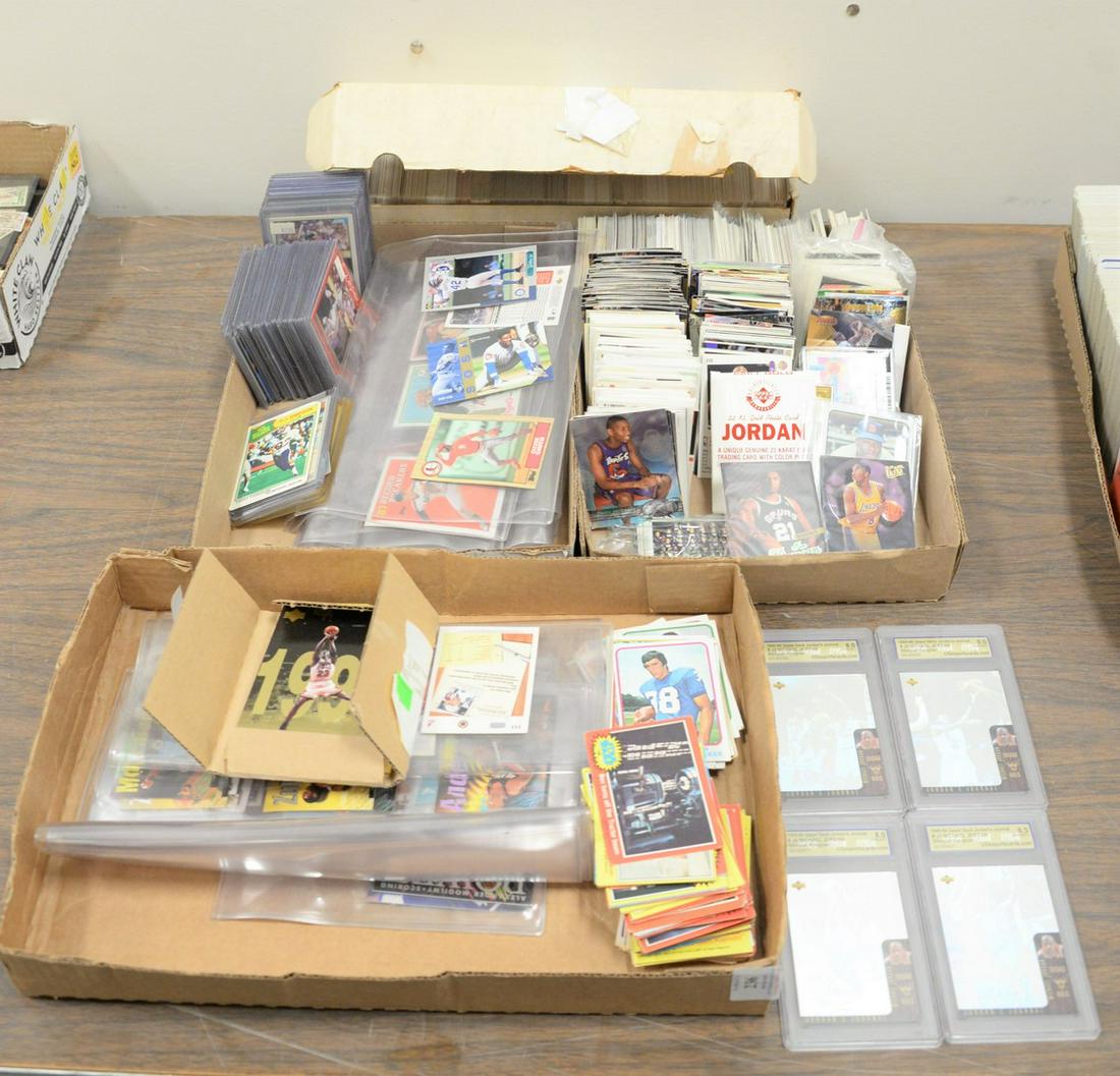 Two tray lots of trading cards to include Kobe Bryant (1 of 8)