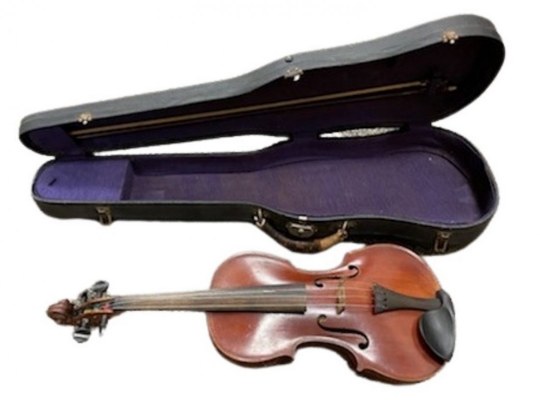 Student Violin, made in Nippon - possibly Suzuki, with: Student Violin, made in Nippon - possibly Suzuki, with bow, original hard-shell case, length 30 1/2 inches.