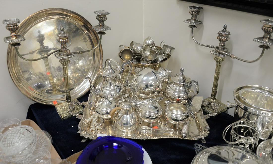 Group of Silverplate, to include tea set, Sheffield (1 of 4)