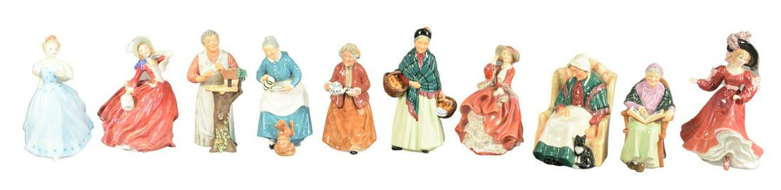 Ten Piece Group of Royal Doulton Porcelain Fixtures, to (1 of 4)
