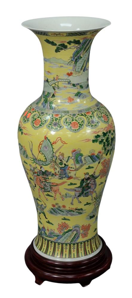 Palace Size Rose Medallion Vase, having wooden base,: Palace Size Rose Medallion Vase, having wooden base, vase height only 36 inches.