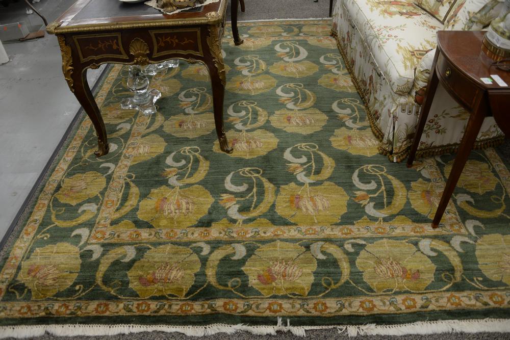 Oriental Carpet, 8' x 9' 10". (1 of 5)