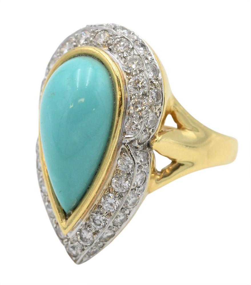R. Stone 18 Karat Yellow Gold Ring, set with teardrop (1 of 4)