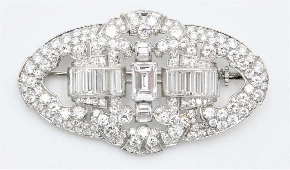 Platinum Diamond Brooch, oval shape measuring (1 of 3)