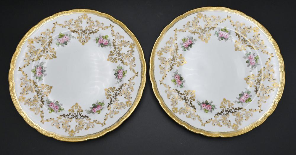 Set of 12 Royal Crown Derby Plates, having heavy gilt (1 of 5)