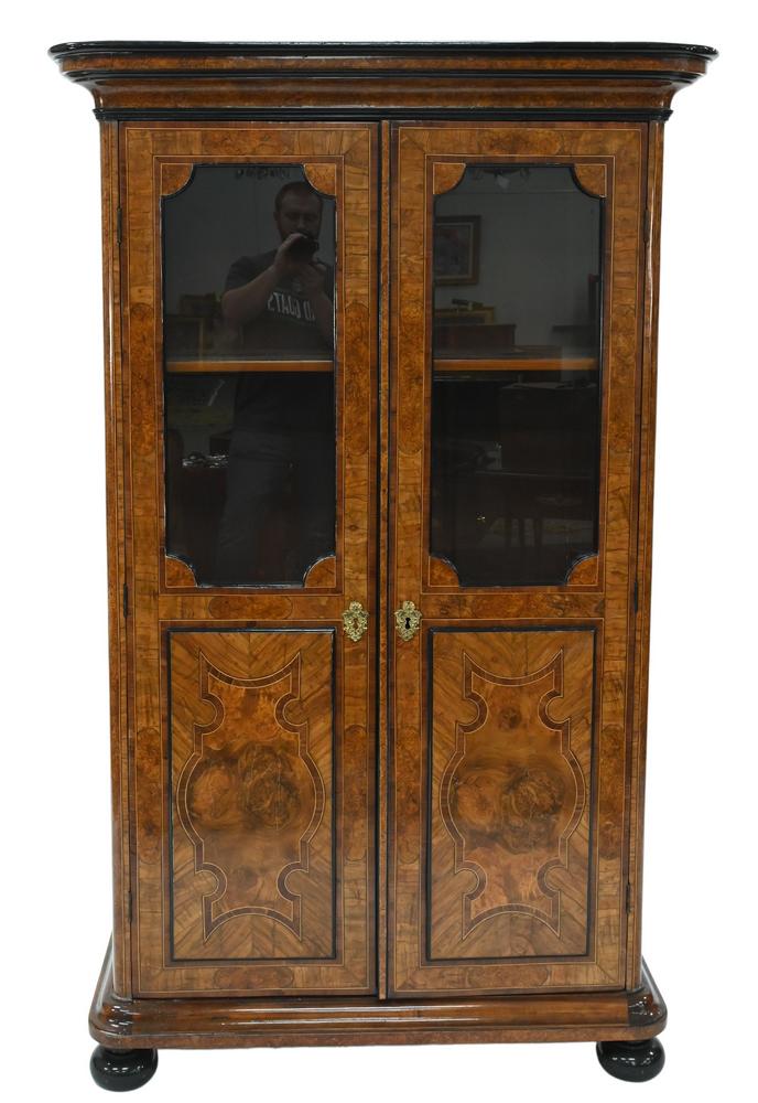 Louis XV Pierre Hache Bibliotheque, having walnut and (1 of 7)