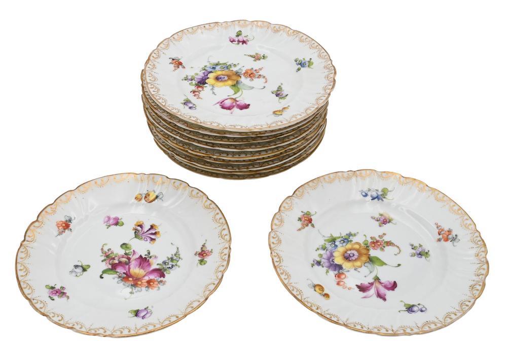 Set of 11 Meissen Bread and Butter Plates, diameter 5: Set of 11 Meissen Bread and Butter Plates, diameter 5 1/2 inches.