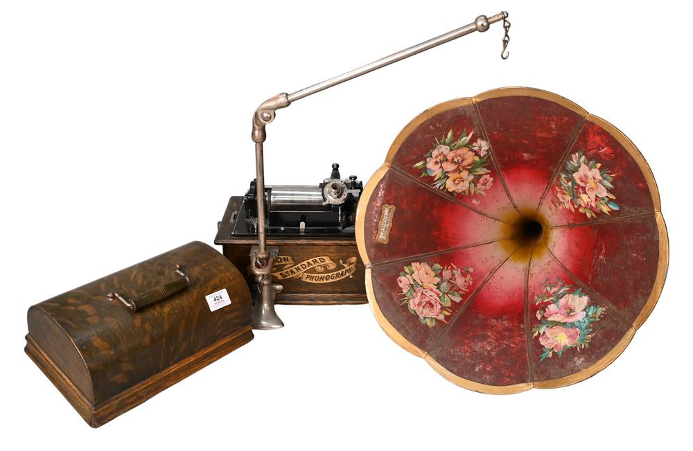 Edison Standard Phonograph, having oakcase with painted (1 of 6)
