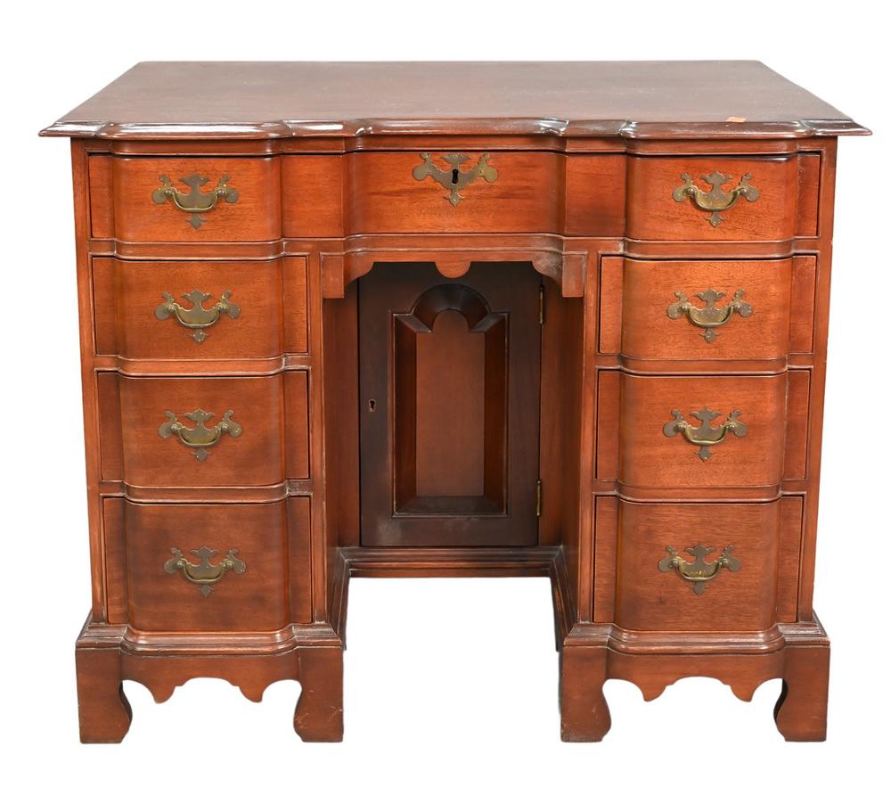 Custom Mahogany Benchmade Chippendale Style Blockfront Kneehole Desk, height 31 inches, top 21" x 37 (1 of 4)