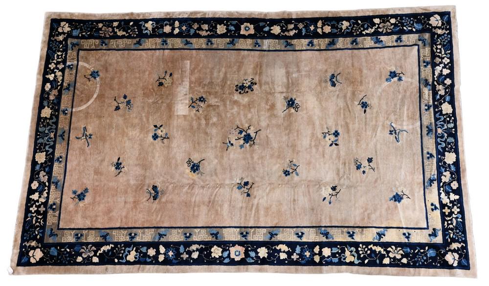 Chinese Oriental Carpet, having bats in border, 9' x 14' 2", some wear.: Chinese Oriental Carpet, having bats in border, 9' x 14' 2", some wear.