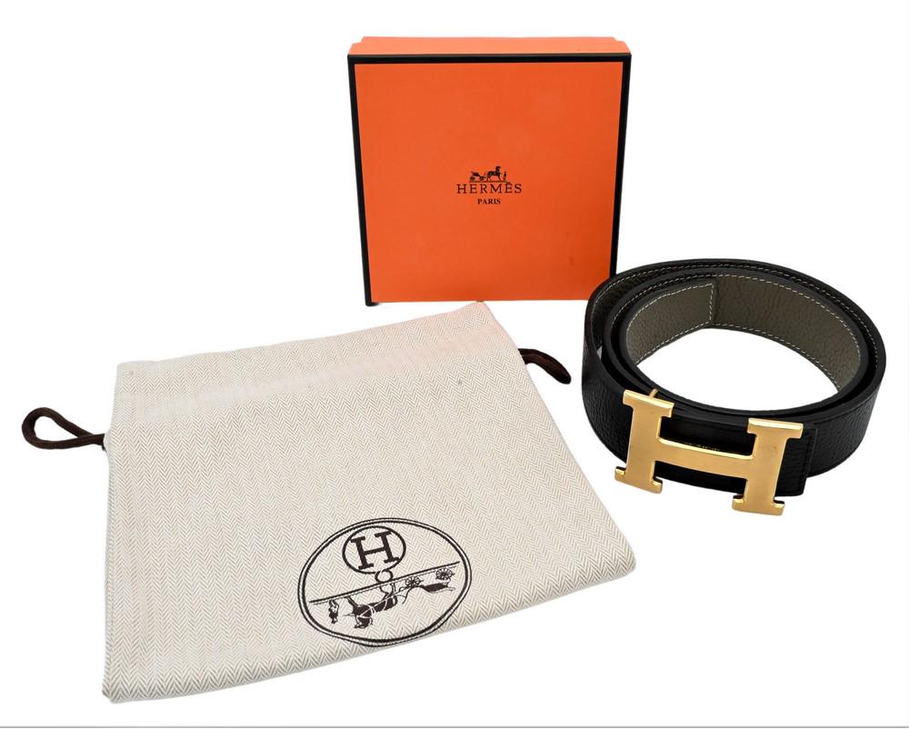 Hermes "H Buckle" Belt, having reversible leather strap, in original box. (1 of 4)
