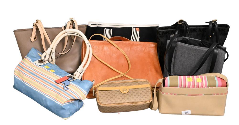 Eight Piece Purse/Handbag Lot, to include Gucci, Longchamp, IL Bisonte, Coach, two Michael Kors (1 of 5)