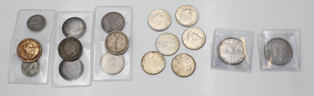 Lot of 17 Coins, to include two 1917 quarters; four Columbian Exhibition half dollars; two Booker T. (1 of 4)