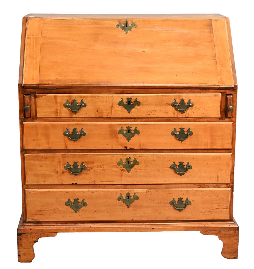 Maple Chippendale Desk (1 of 4)