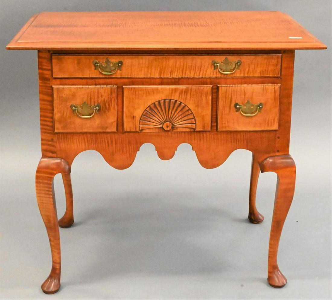 Benchmade Tiger Maple Queen Anne Style Lowboy/Dressing Table (1 of 1)