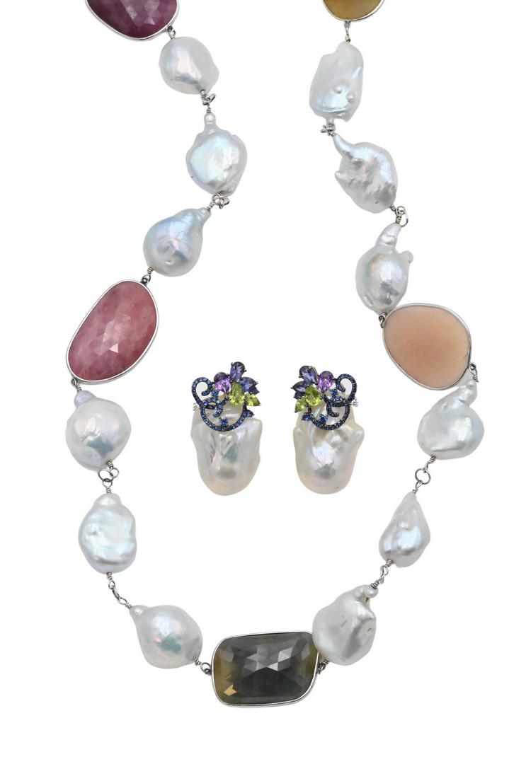 18 Karat White Gold Two Piece Set (1 of 4)