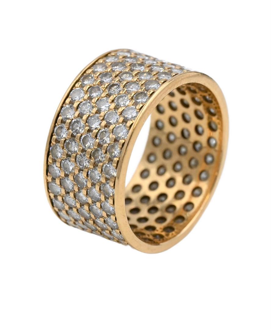 18 Karat Yellow Gold Diamond Ring (1 of 4)