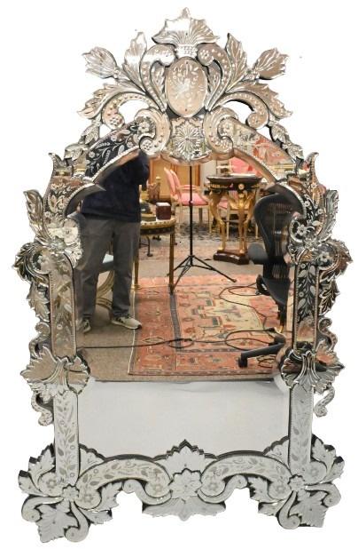 Large Venetian Cut Glass Wall Mirror (1 of 6)