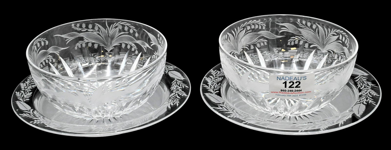 Set of 30 Finger Bowls with Underplates (1 of 6)