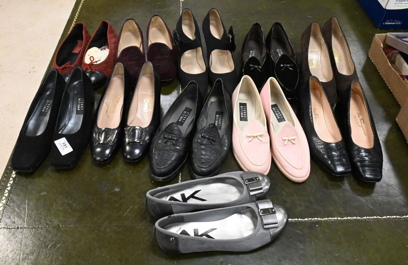11 Pairs of Women's Shoes/Pumps (1 of 5)
