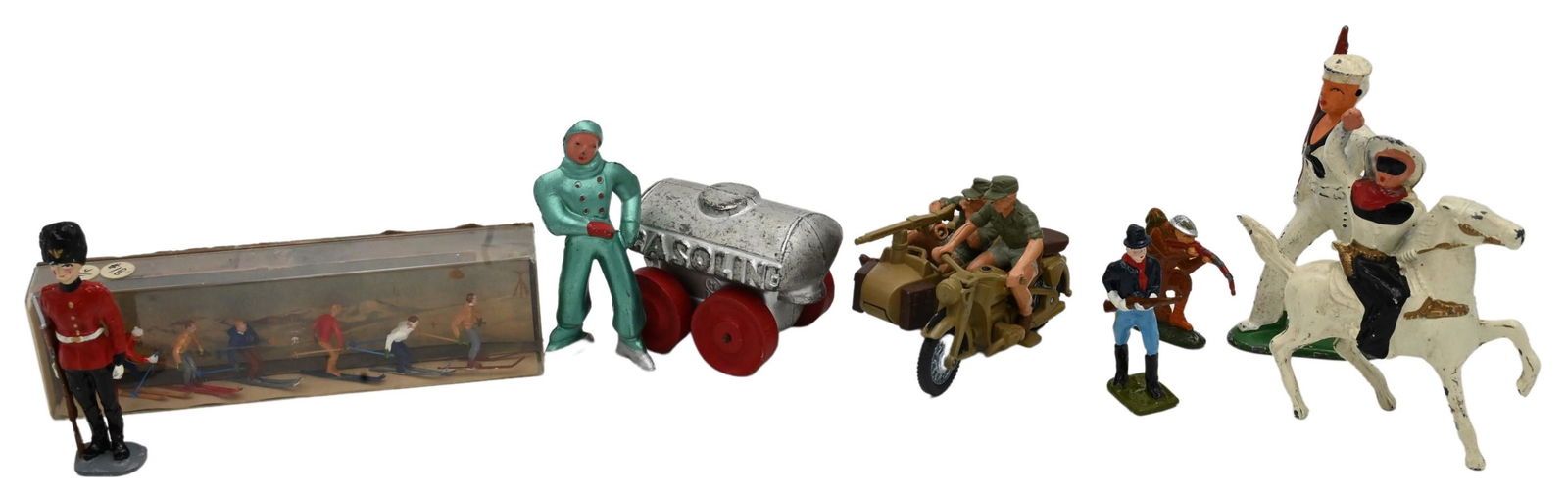 Two Box Lots of Lead Toy Soldiers and Figurines (1 of 4)