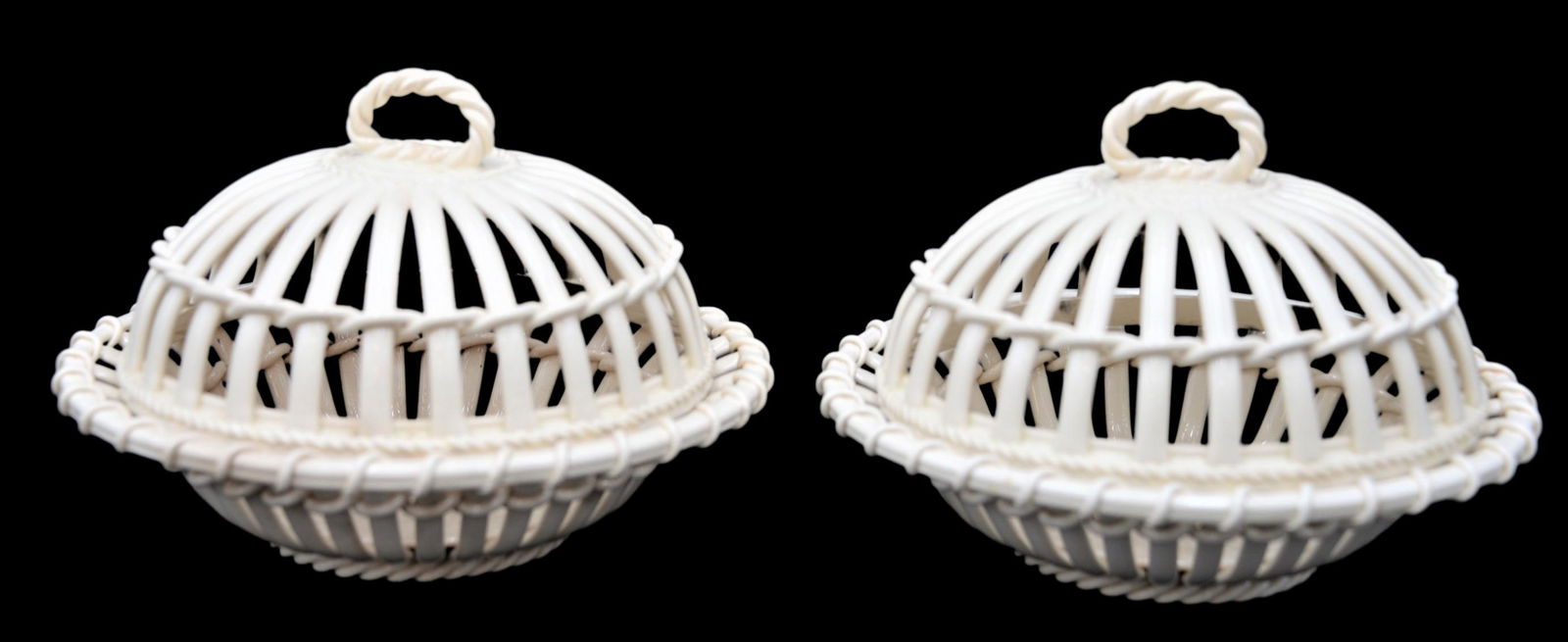 A Pair of Wedgwood Creamware Covered Baskets (1 of 5)
