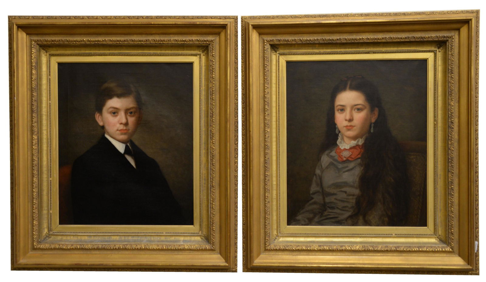 A Pair of Sibling Portraits (1 of 7)