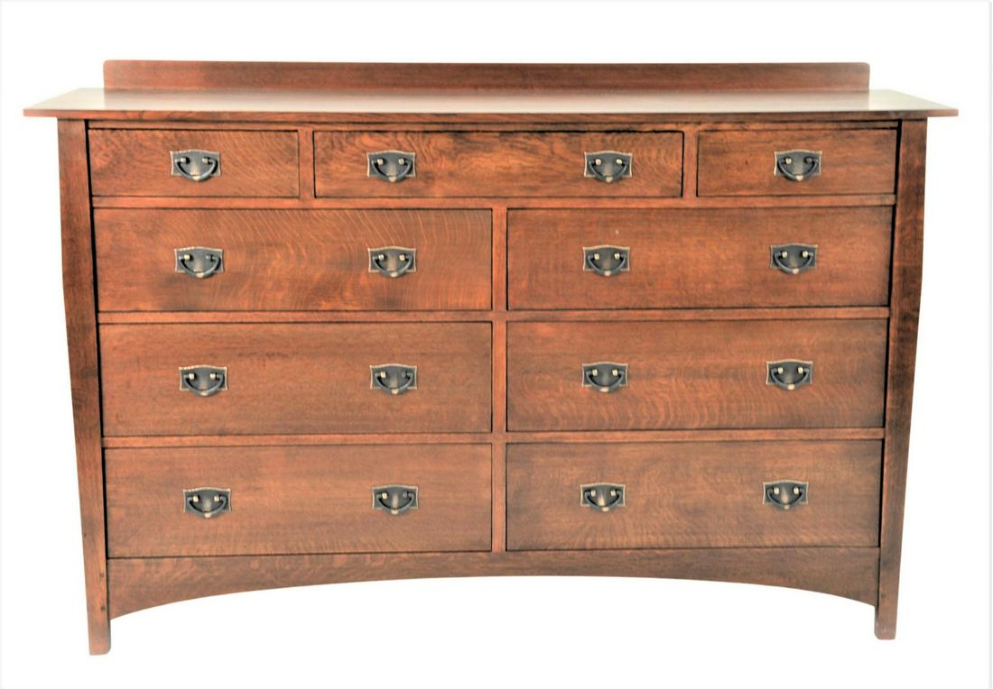 Stickley Oak Master Dresser (1 of 4)