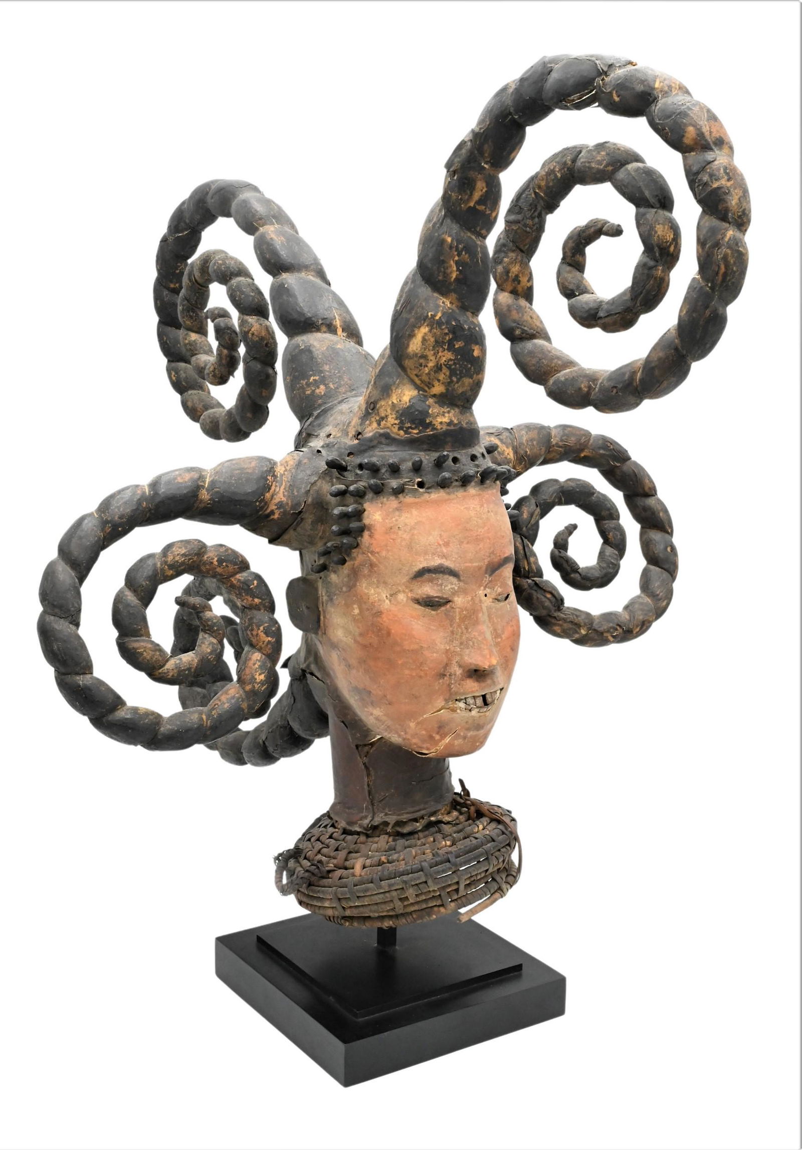 Ekoi-Ejagham Headdress (1 of 8)