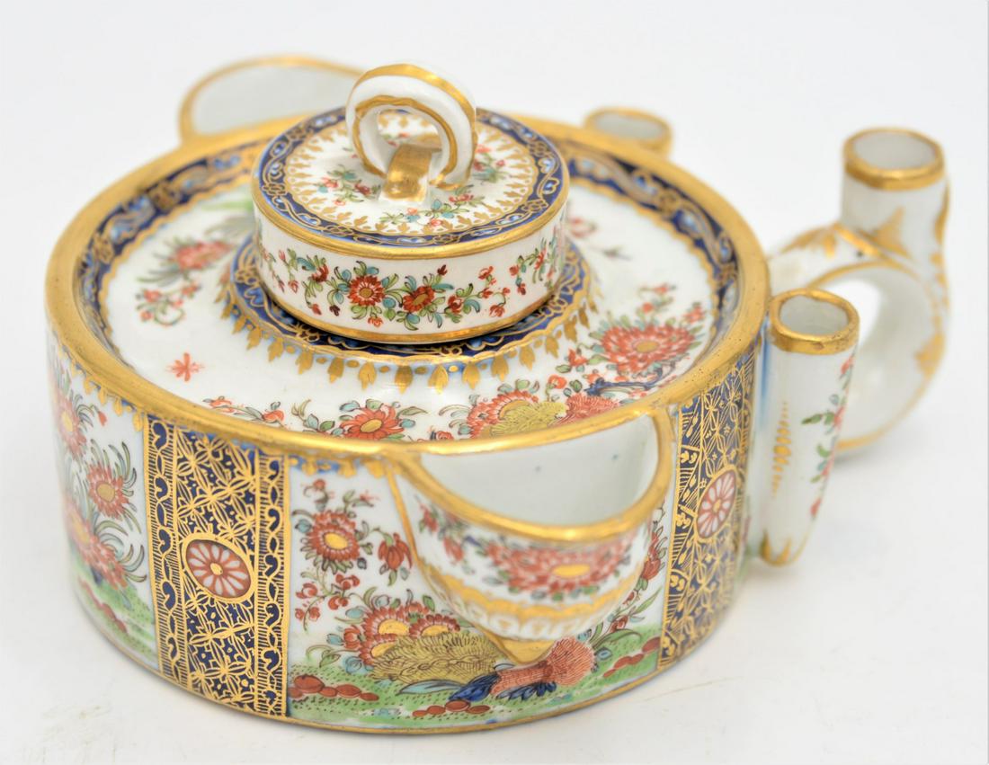 Worcester Porcelain Inkwell (1 of 6)