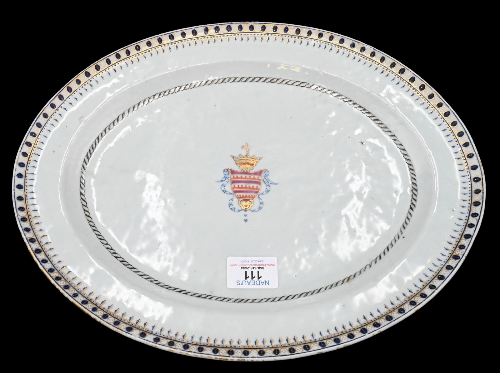 Armorial Chinese Export Oval Platter (1 of 5)