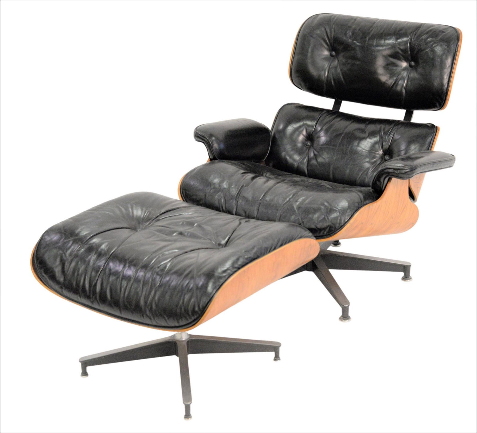 Vintage Charles & Ray Eames 670 Lounge Chair and Rosewood Ottoman (1 of 7)