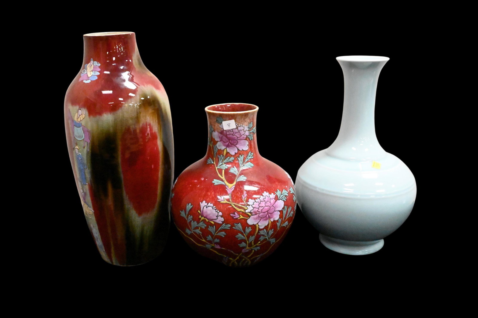 Three Chinese Porcelain Vases (1 of 7)