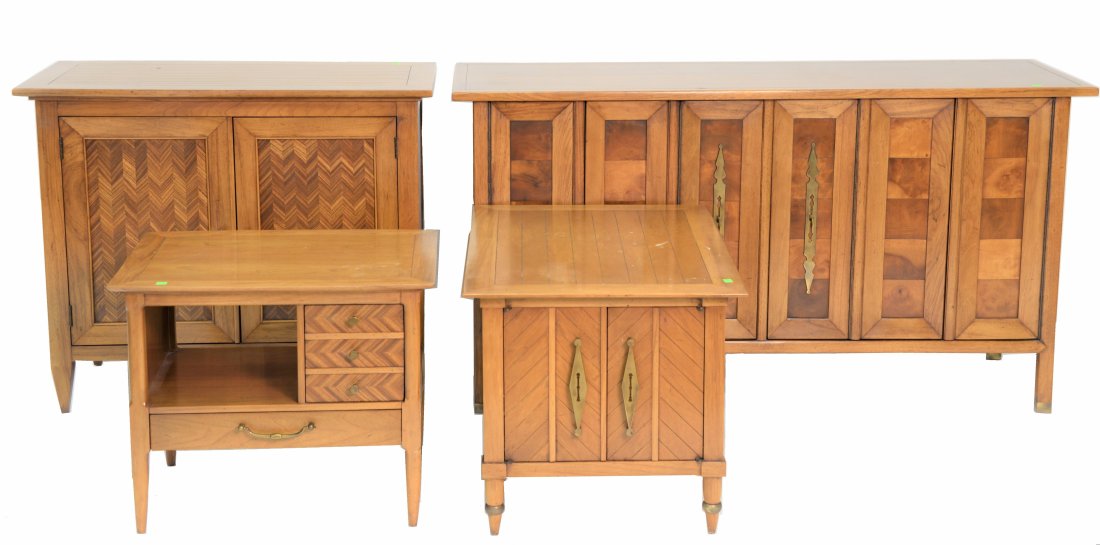 Four Piece Mid Century Modern Group from Tomlinson (1 of 5)