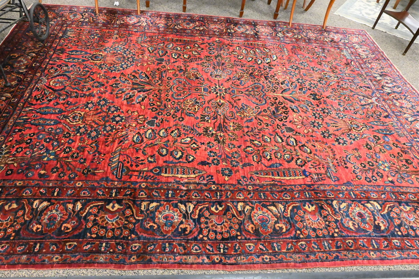 Sarouk Oriental Carpet (1 of 6)