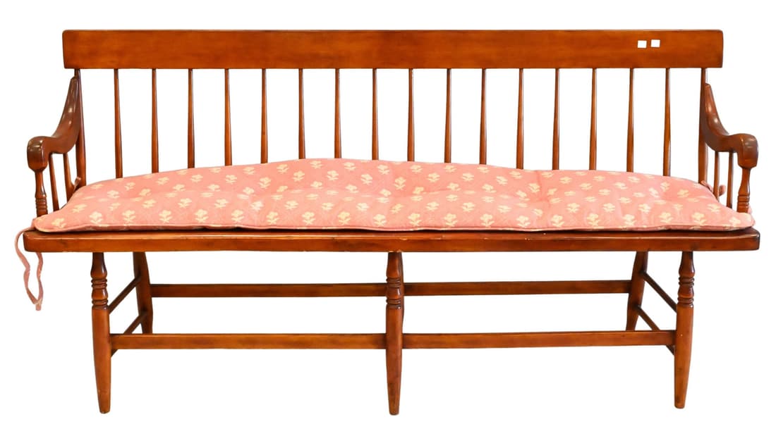 Maple Windsor Style Bench (1 of 4)