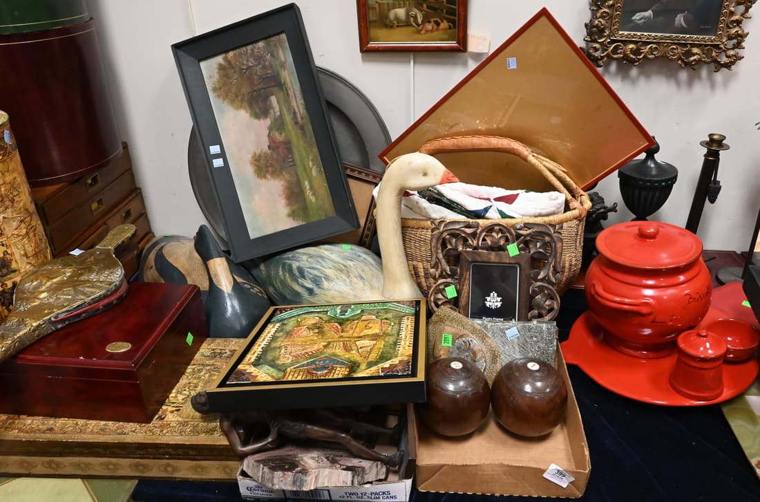 Assorted Table Group Lot (1 of 5)