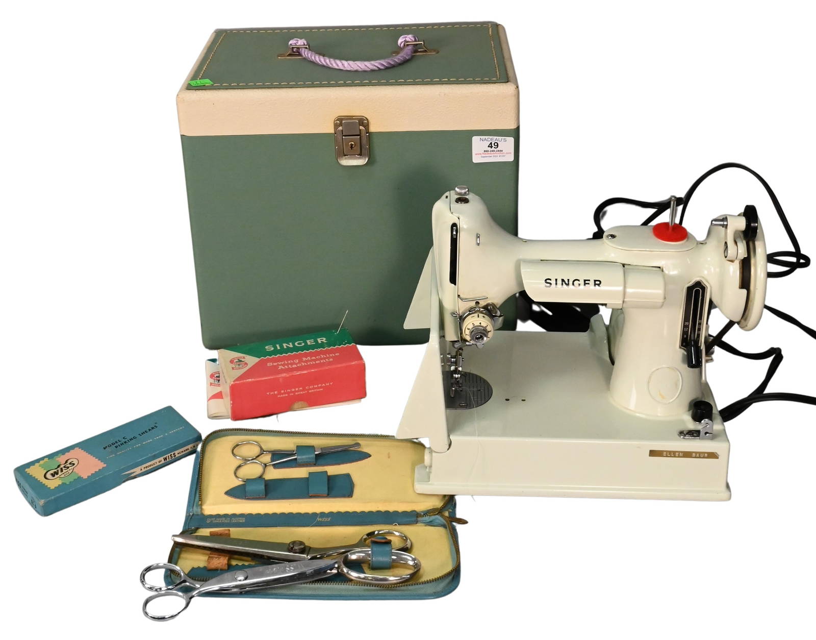 Singer Featherweight Sewing Machine In Case Auction