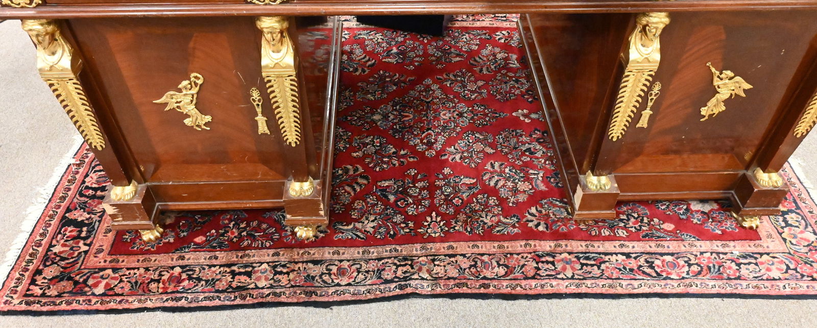 Sarouk Oriental Area Rug (1 of 6)