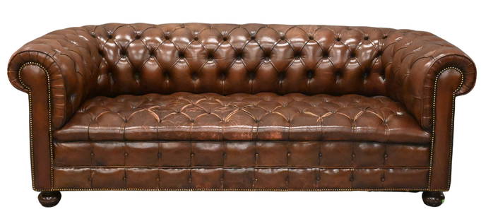 Chesterfield Brown Leather Tufted Sofa: Chesterfield Brown Leather Tufted Sofa length 84 inches Condition: 84 inches