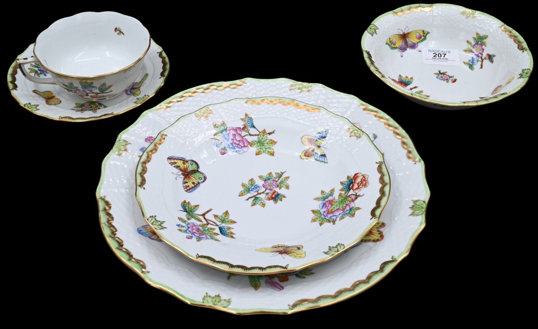 65 Piece Herend “”Queen Victoria”” Service (1 of 9)