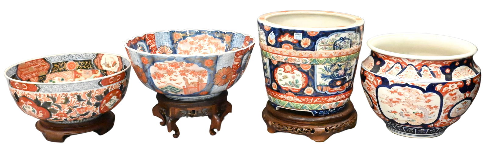 Four Piece Japanese Imari Group (1 of 6)