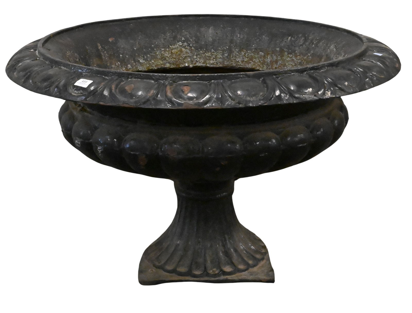 Large Outdoor Iron Urn (1 of 4)