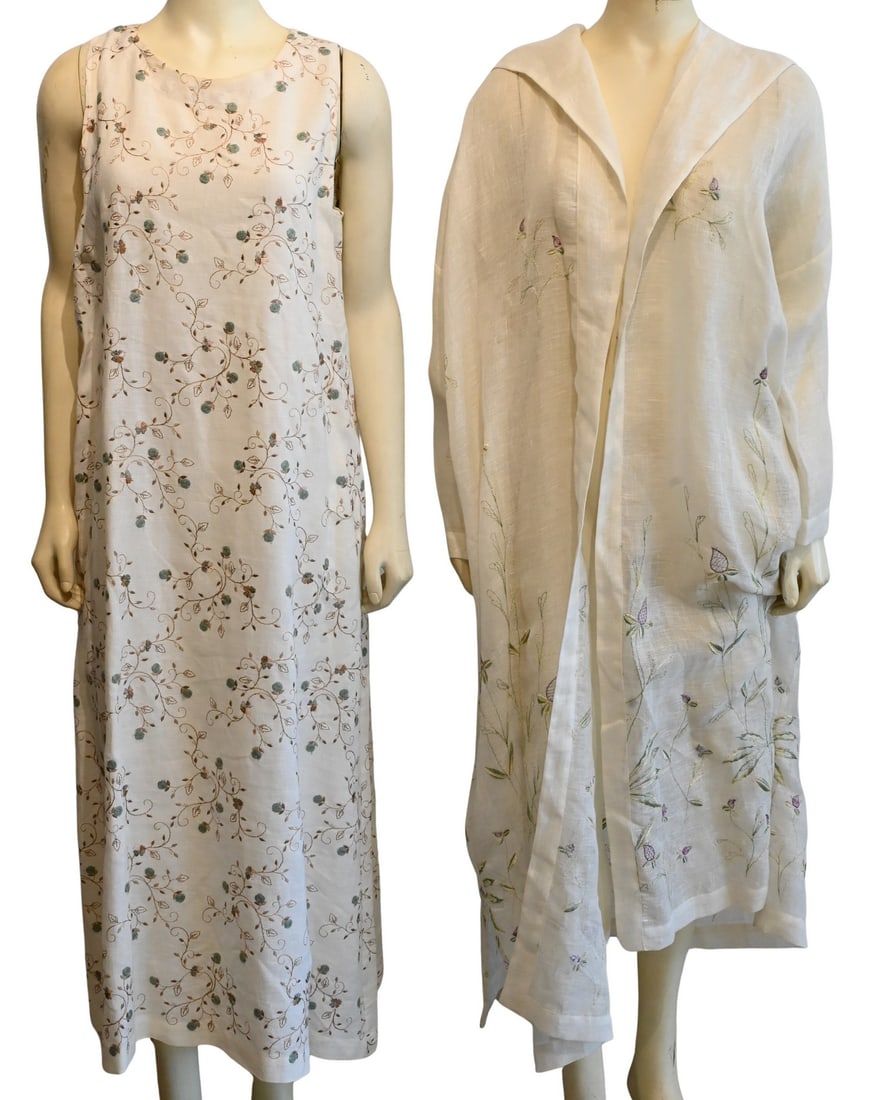 Women's Linen Eskander Dress Set: Women's Linen Eskander Dress Set to include embroidered floral tank top dress and overcoat/hooded cover with tag, retails for $990 size 1 Condition: good condition